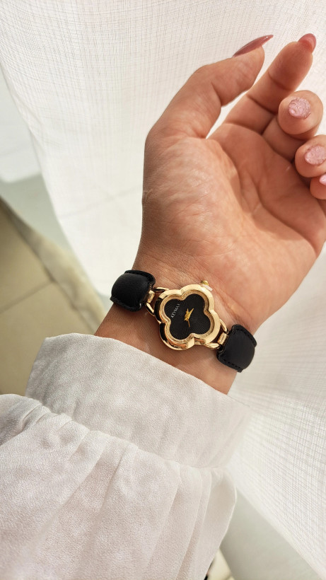 ساعت چرمی ونکلیف